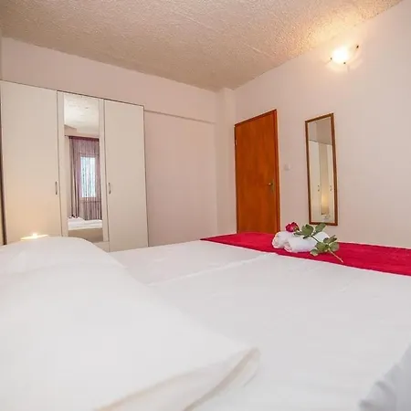 In Okrug Gornji With Sea View, Balcony, Air Conditioning, Wifi 5048-4